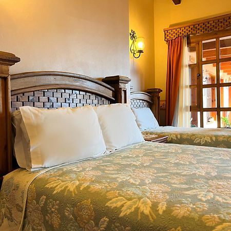 Hotel La Casa De Mama San Cristóbal de Las Casas Exteriör bild