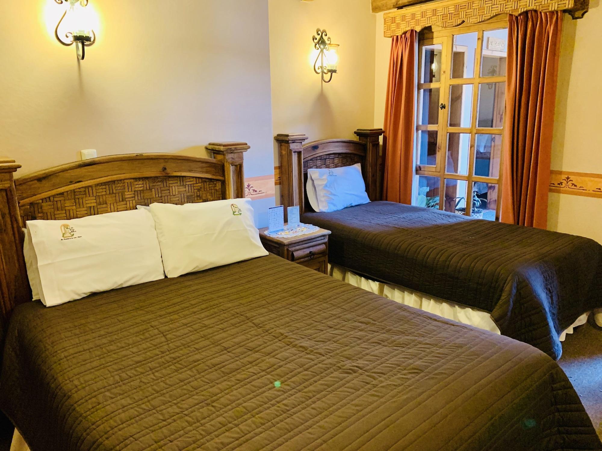 Hotel La Casa De Mama San Cristóbal de Las Casas Exteriör bild