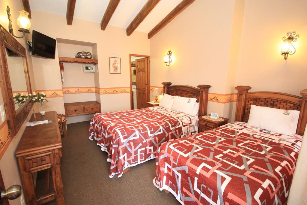 Hotel La Casa De Mama San Cristóbal de Las Casas Rum bild
