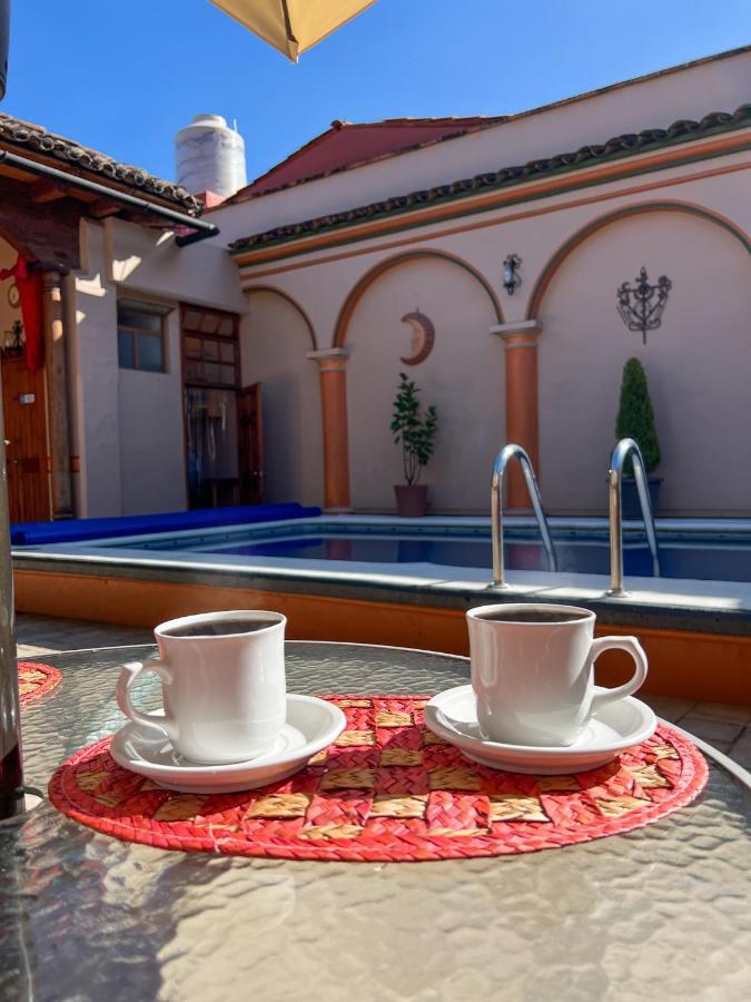 Hotel La Casa De Mama San Cristóbal de Las Casas Exteriör bild