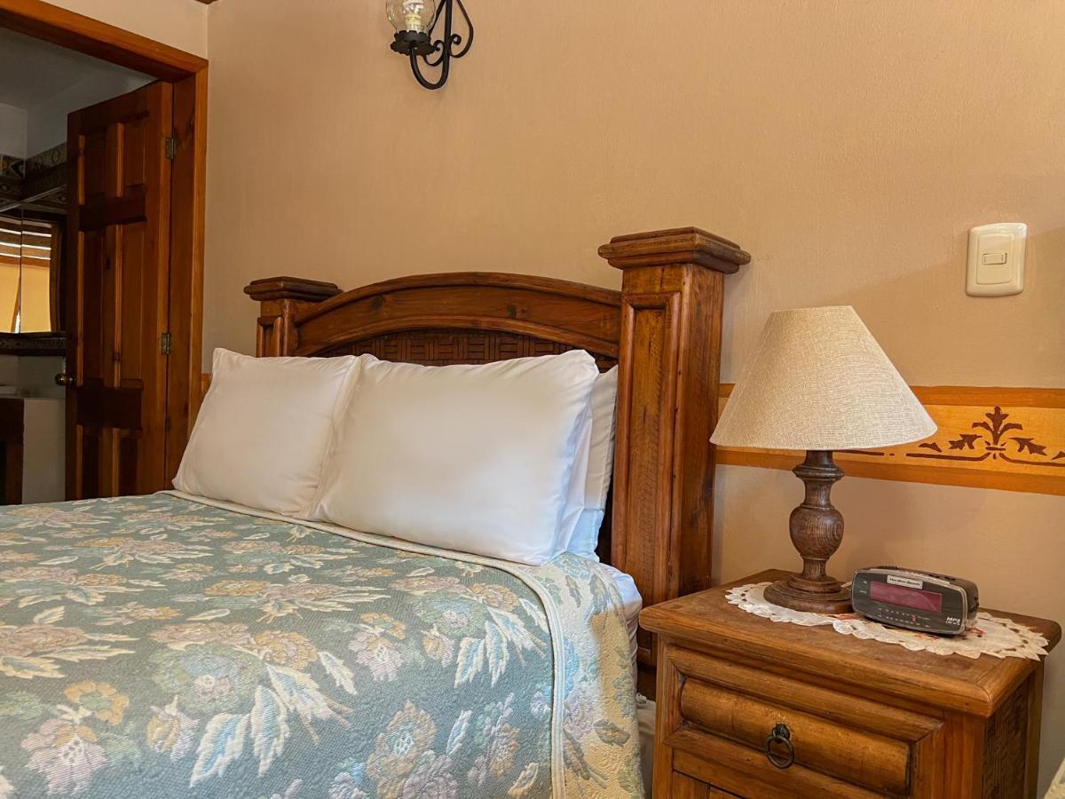 Hotel La Casa De Mama San Cristóbal de Las Casas Exteriör bild